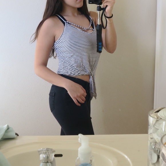 Comfy Tank Top - Picture 3 of 3